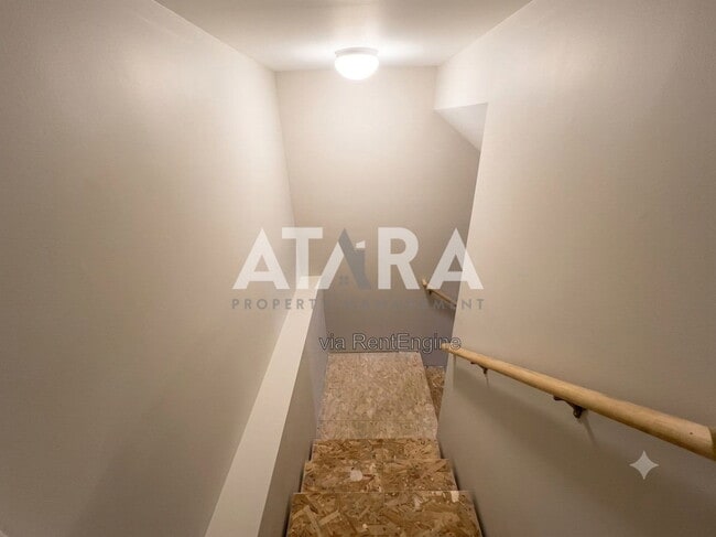 Building Photo - 5285 W Hampstead Ln