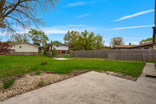 Building Photo - 12305 Derby Ln