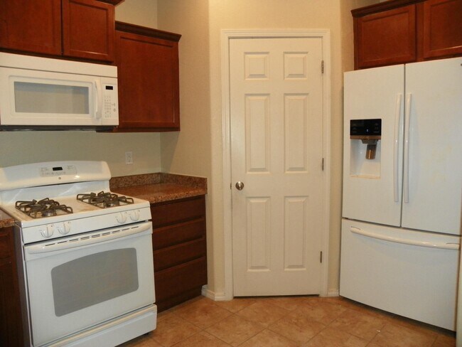 Building Photo - 1214 Northern Lights Way NE