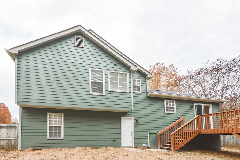 Building Photo - 1300 Mercury Dr SE