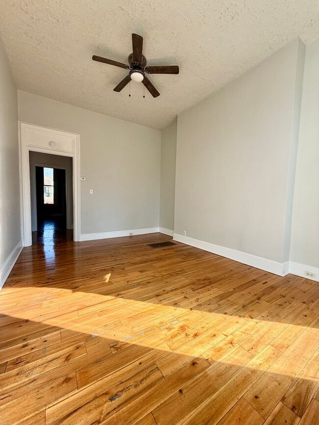 Building Photo - Totally renovated! Close to the F.C. Stadium! Over the Rhine!