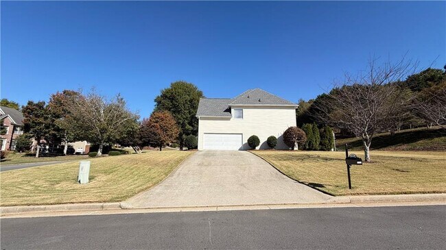 Building Photo - 4005 Lost Oak Ct