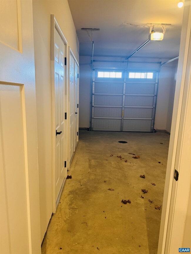 Building Photo - 2225 Woodburn Rd