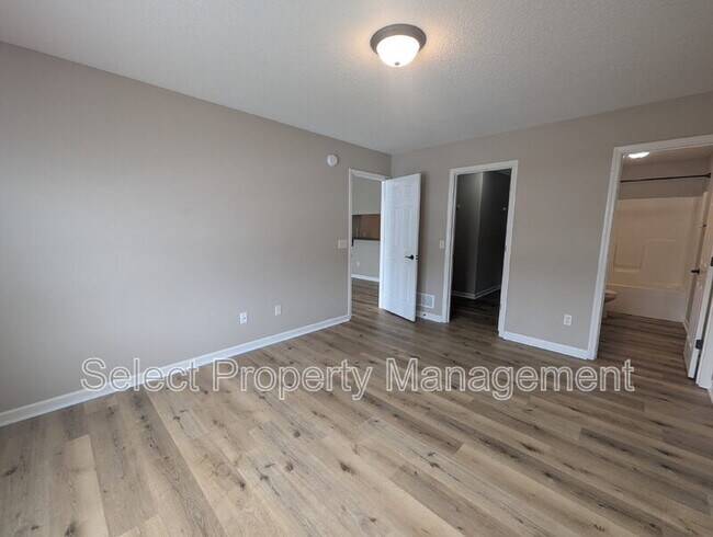 Building Photo - 3902 Stanton Hall Pkwy