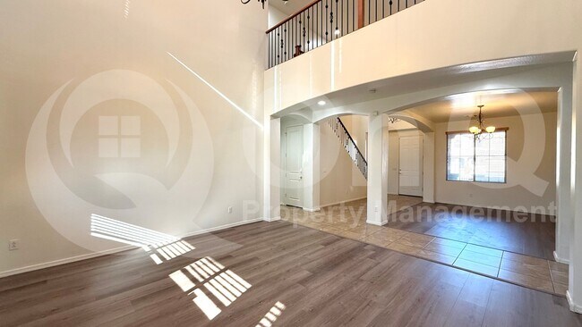 Building Photo - 440 S Emerson St