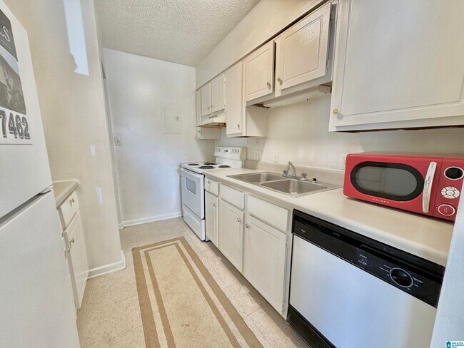 Building Photo - 1436 Nocoseka Trail
