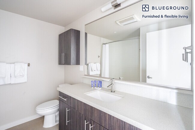 Building Photo - 101 Taylor Ave N