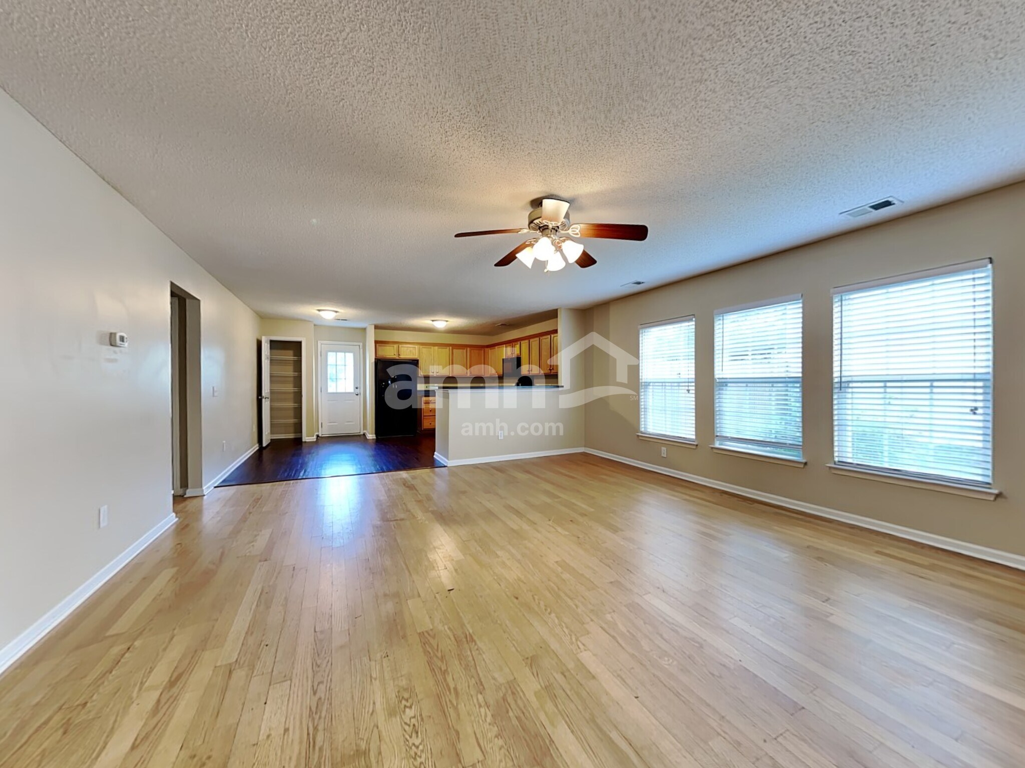 Building Photo - 4016 Broken Arrow Dr