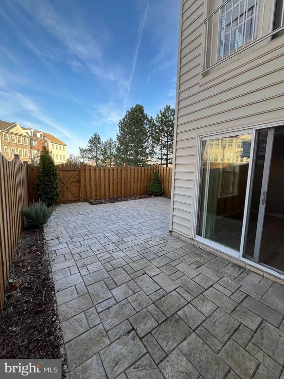 Building Photo - 42253 Dean Chapel Square