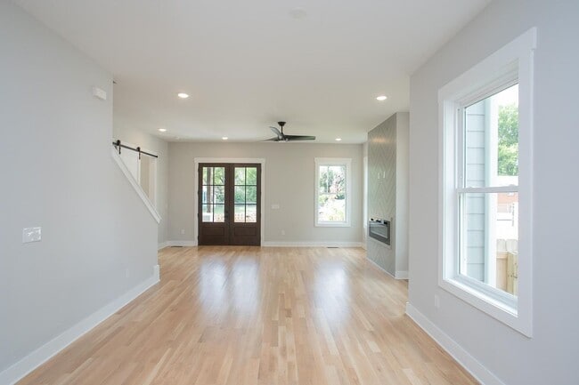 Building Photo - 1611 Century St