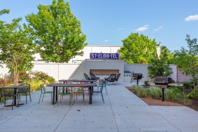 Building Photo - 4361 S Congress Ave