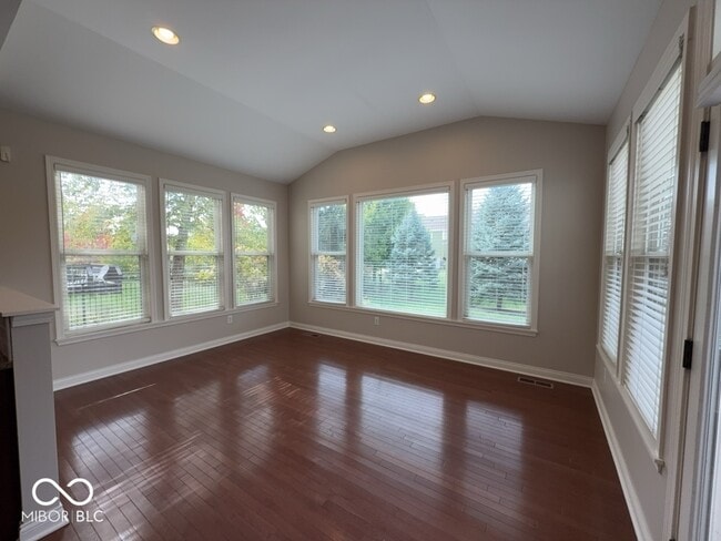 Building Photo - 13052 Whitten Dr N