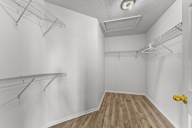 Building Photo - Perfect 4BR two story home with a Pool & Near Disney