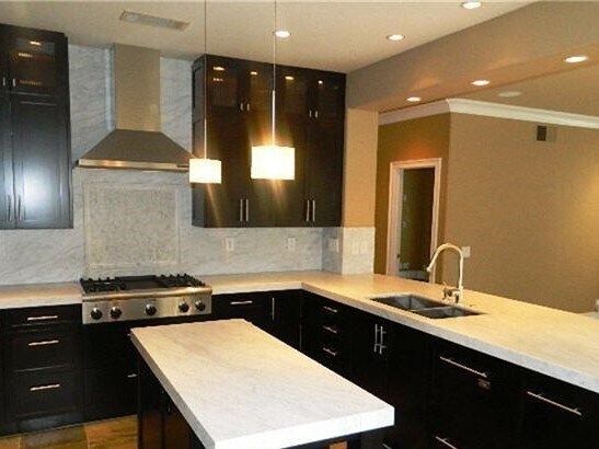 Building Photo - BEAUTIFUL MOUNTAIN VIEW 4BED/3BATH PLUS DE...