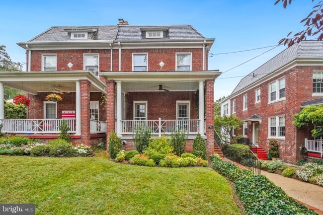 Building Photo - 3407 Ordway St NW