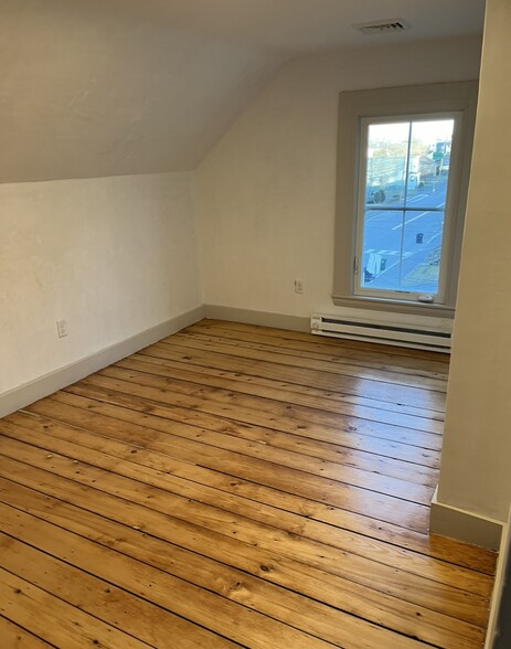 Primary Photo - 145 South St