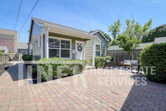 Building Photo - 2531 27th St