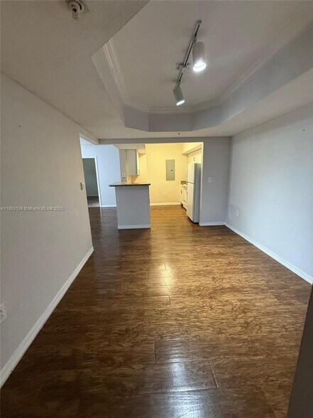 Building Photo - 201 SW 116th Ave