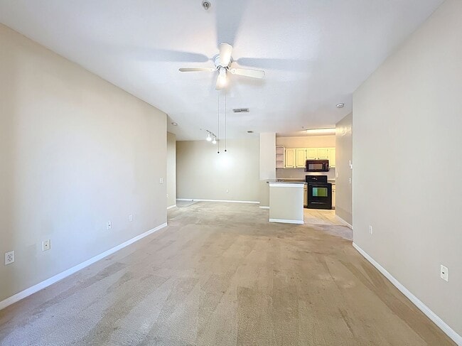 Building Photo - Renovated 2 Bed / 2 Bath Condo in Gated Visconti Condominiums – Maitland