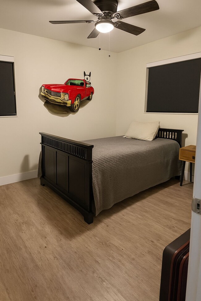 Building Photo - 4205 Hayes St