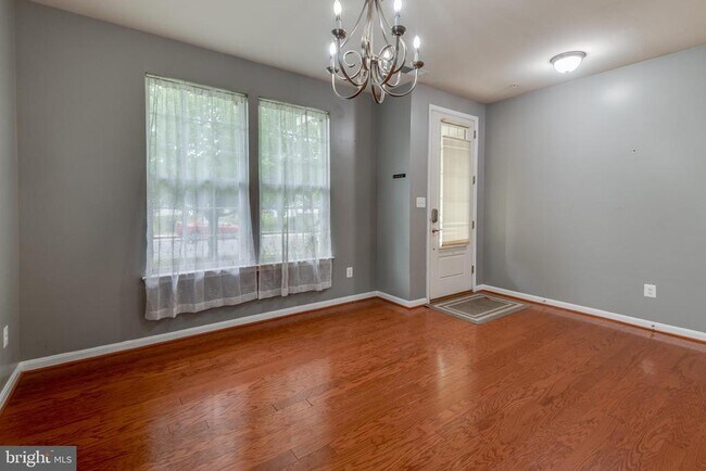 Building Photo - 44241 Beaver Creek Dr