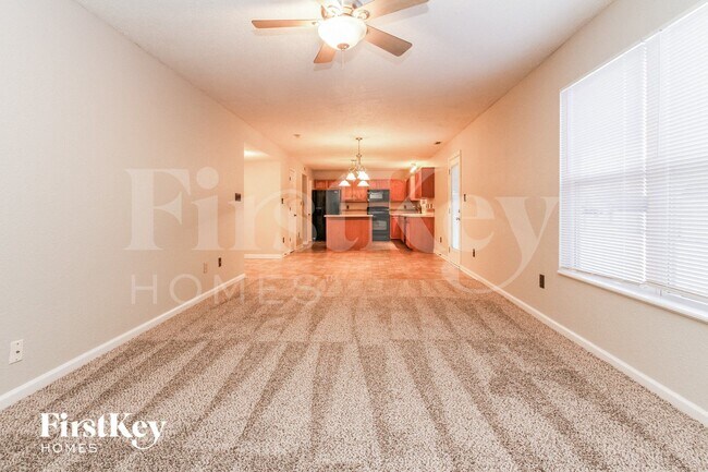 Building Photo - 1164 Chestnut Ln