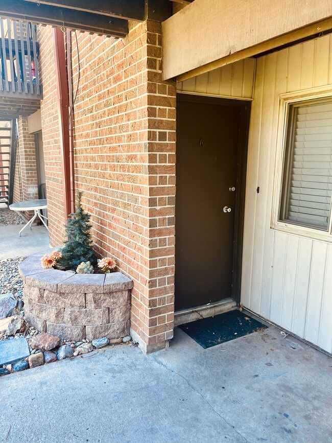 Building Photo - 3663 S Sheridan Blvd