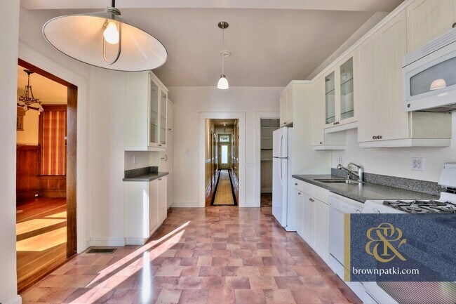 Building Photo - 3627 16th St