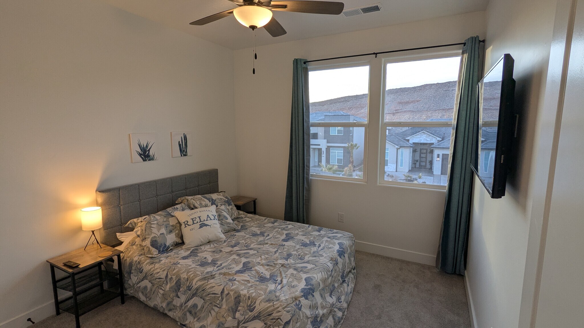 Building Photo - 693 S Taylor Creek Dr