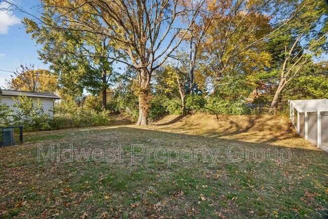 Building Photo - 813 Lynn Haven Ln