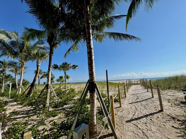 Building Photo - 900 N Ocean Blvd