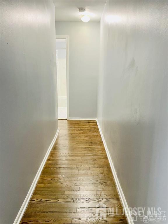 Building Photo - 128 College Dr