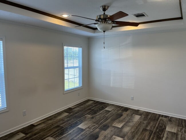 Building Photo - 3113 Wiley Ave