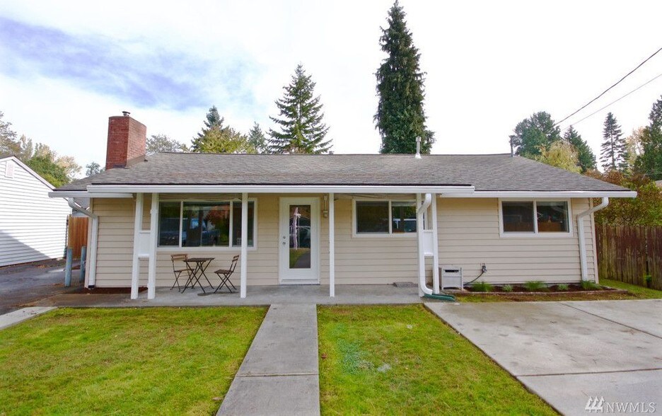 Primary Photo - 17004 11th Ave NE