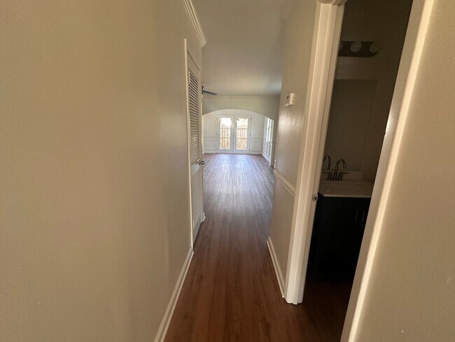 Building Photo - Charming 3BR Townhome in Atlanta