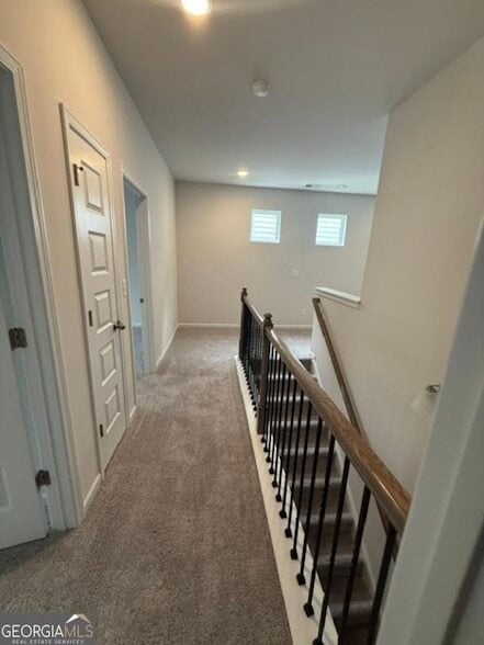 Building Photo - 2340 Ravencliff Dr