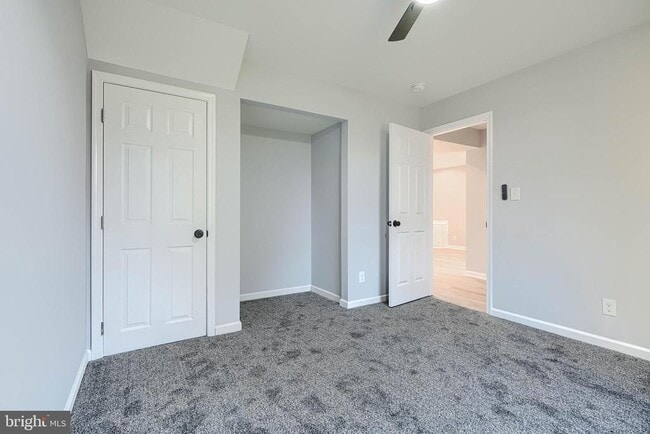 Building Photo - 9 Avenal Rd