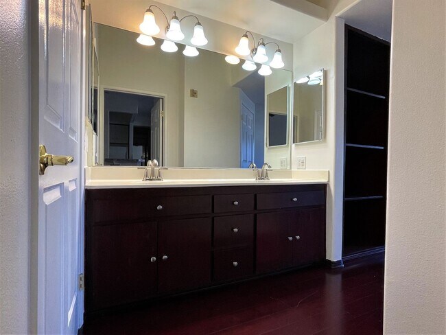 Building Photo - 15455 Sherman Way