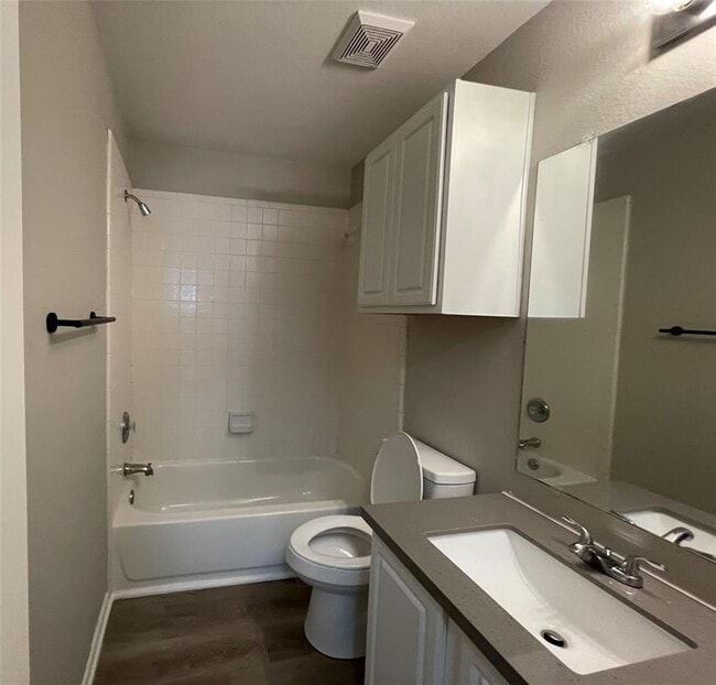 Building Photo - 1520 Gunnison Cove