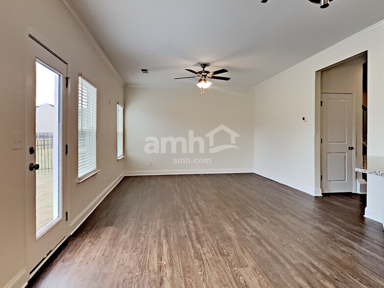 Building Photo - 588 Woodall Rd
