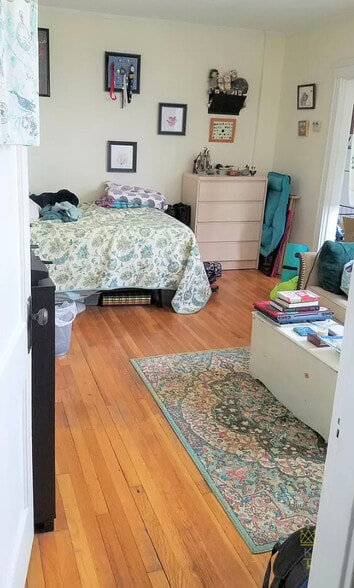 Building Photo - 28 Quint Ave