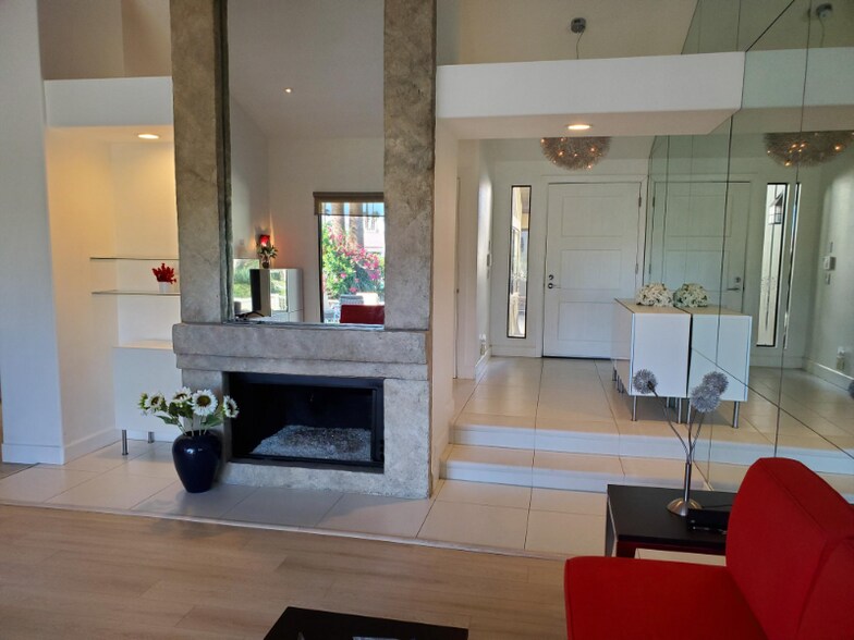 Building Photo - 234 Wild Horse Dr