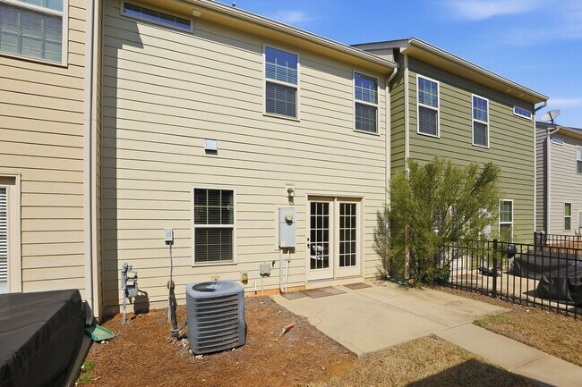 Building Photo - 3047 Potomac River Pkwy