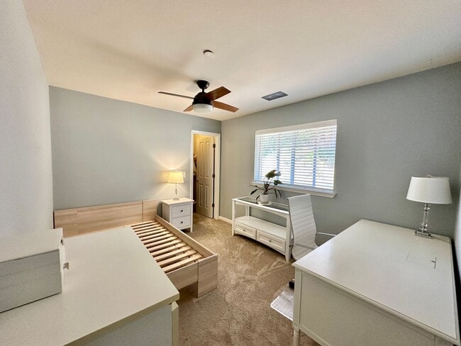 Building Photo - San Rafael Hillside Retreat