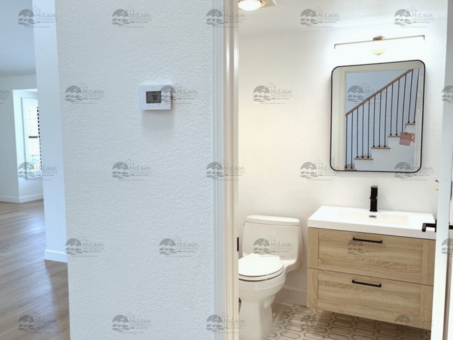 Building Photo - Shadowridge  Gorgeous 3 Bedroom Home In Desirable Neighborhood / Vista