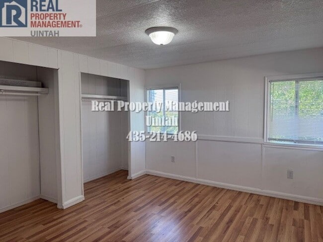 Building Photo - Cute 2 Bedroom, 1 Bathroom Trailer Home.