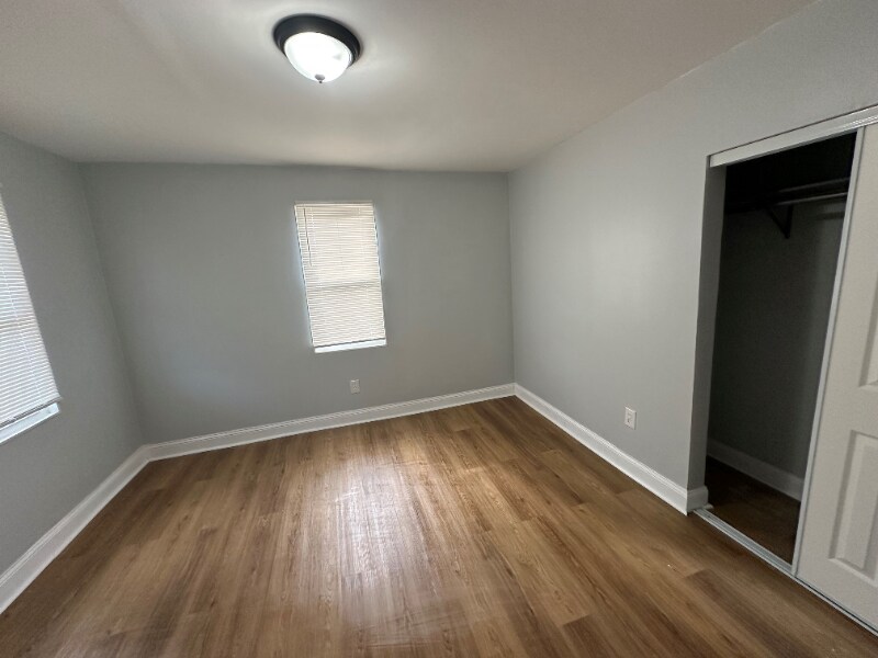 Building Photo - 1717 Mc Quade St