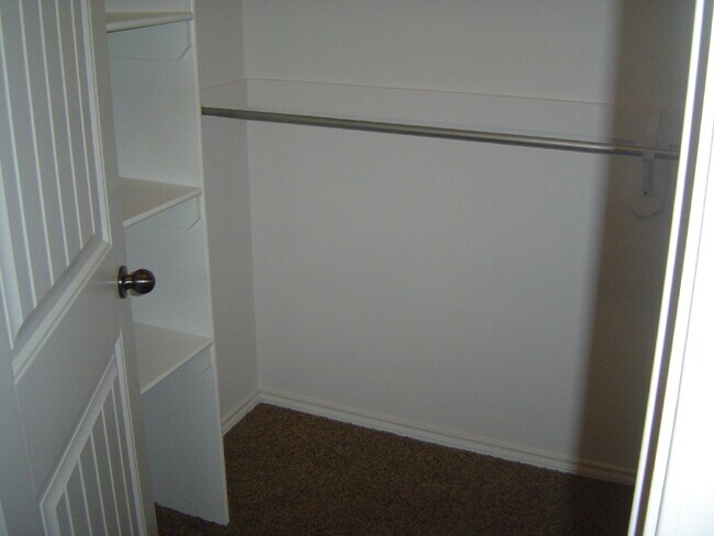 Building Photo - Gorgeous Open Plan In Frenship District/Southwest Corridor/ South Plains Electric Co-op Electricity!