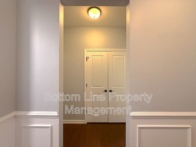 Building Photo - 13450 Savannah Point Dr