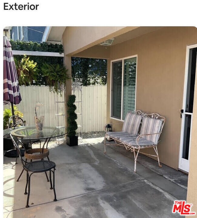 Building Photo - 2821 S Harcourt Ave